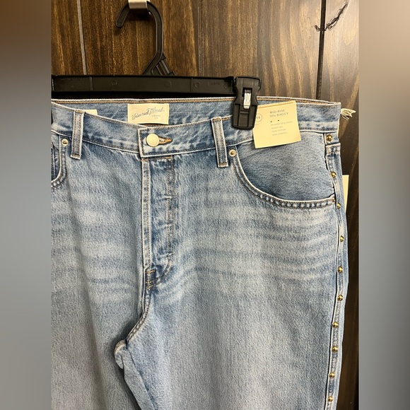 NWT Universal Thread Mid-Rise 90s Baggy Studded Jeans Women's Size 14 - Picture 4 of 8